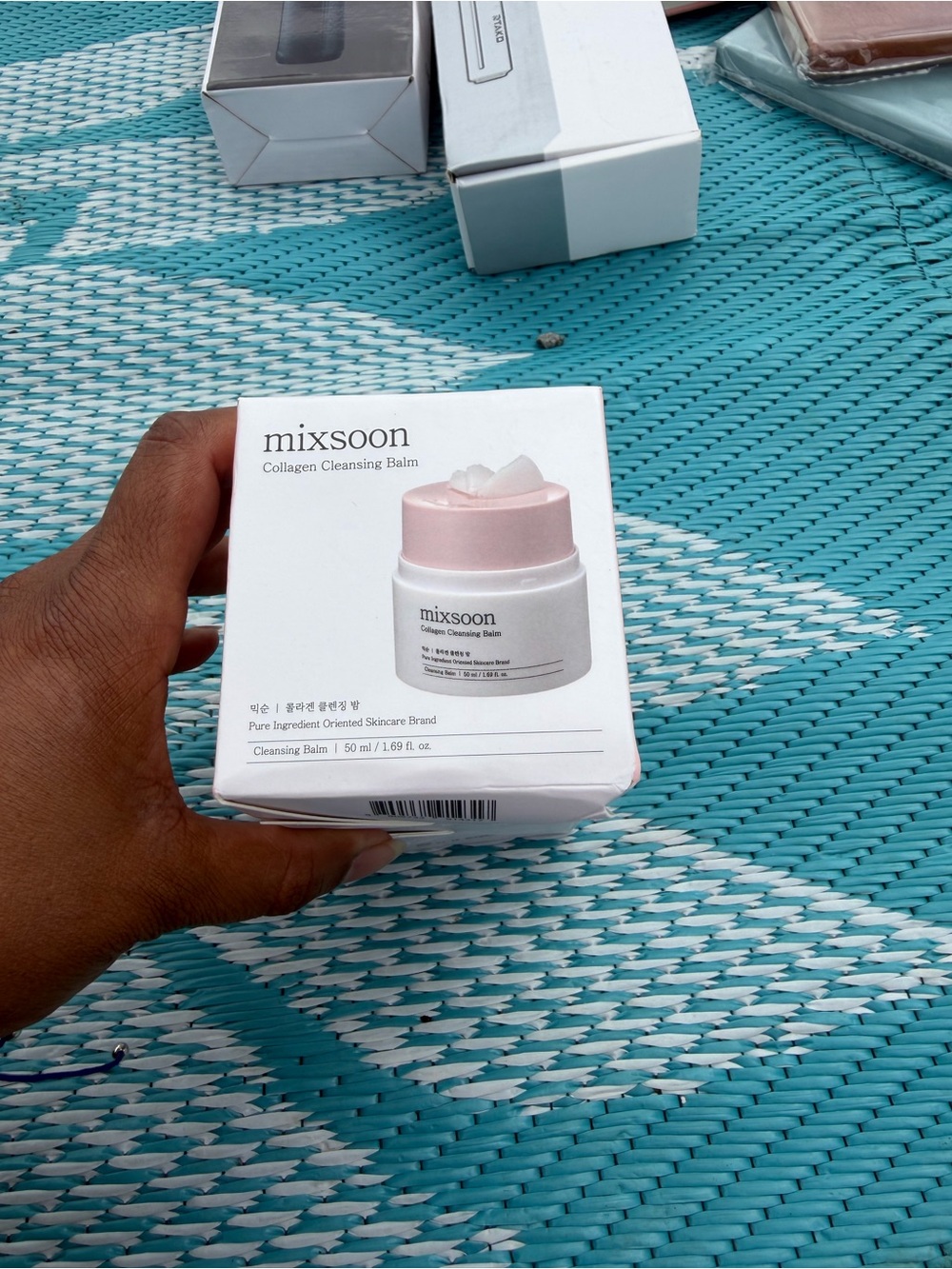 Mixsoon
Pink Collagen Cleansing Balm – Gentle Makeup Remover